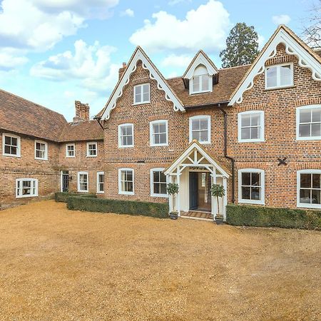 Lawn House Hotel Hatfield  Exterior photo